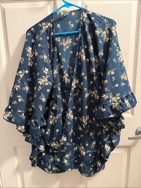 Floral Ruffle Kimono Shrug - Navy